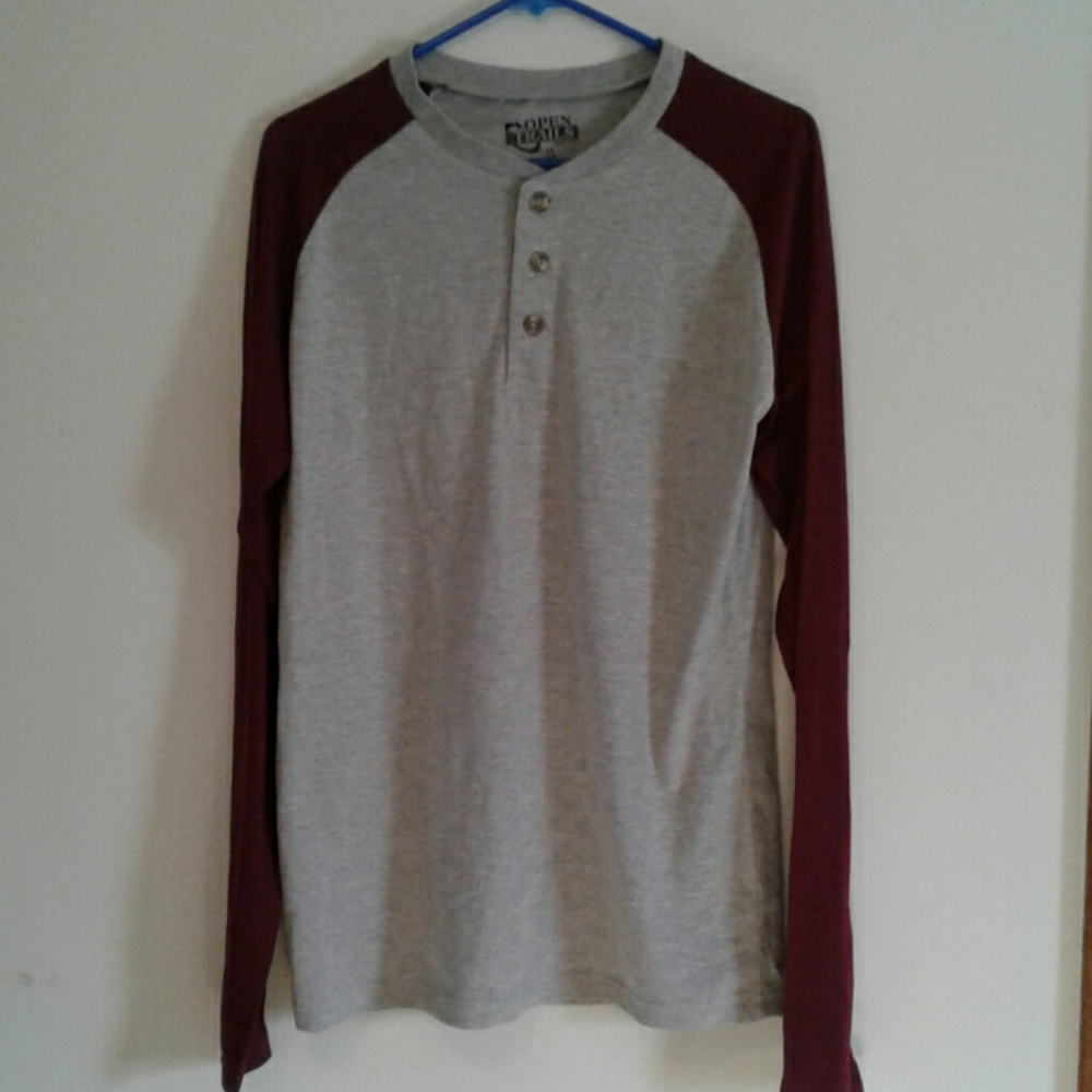 Men's long sleeve t-shirt